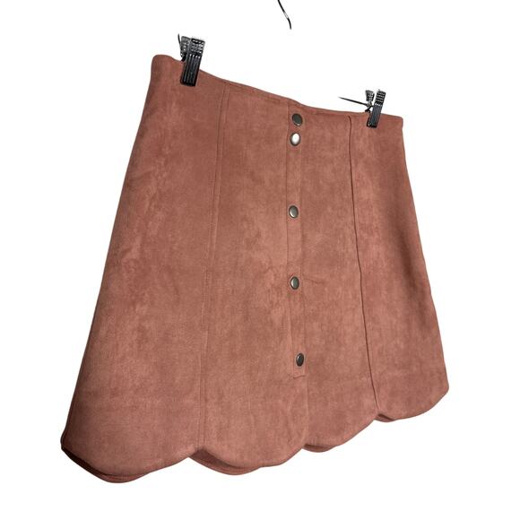 HYFVE Scalloped Edge Mini Skirt Dusty Rose Snap Front Casual - L - Picture 3 of 5
